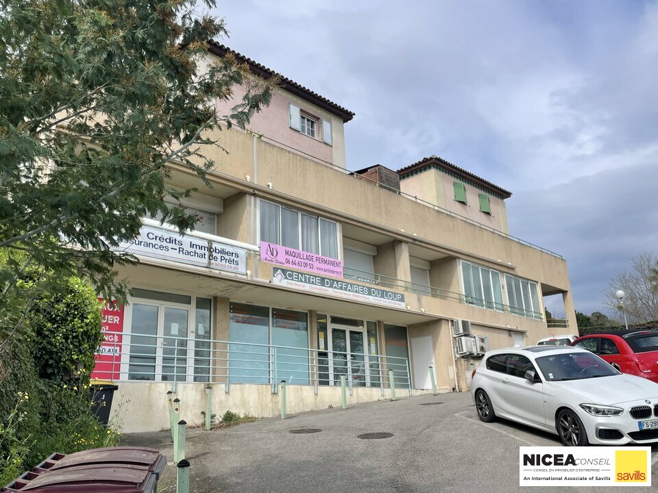 BUREAUX DE 129 m<sup>2</sup> <span style='color:#fee94e'>[ A LOUER ]</span>